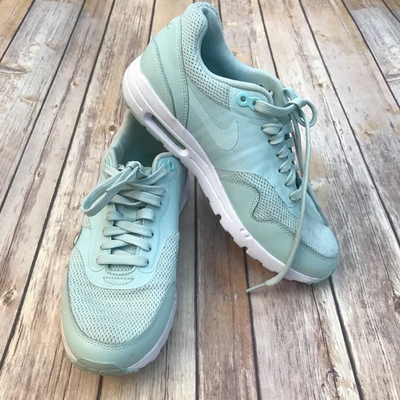 Mens Womens Winter Sneakers Nike Air Max 1 Light grey mint green white NIKE NSZ009987 Mens Womens Winter Sneakers Nike Air Max 1 Light grey mint green white NIKE NSZ009987
